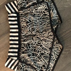 Lululemon Athletica Run Times Short || 8